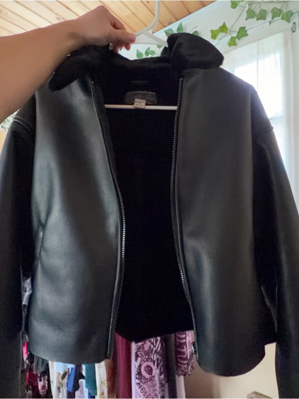 Leather Jacket - Picture 8 of 10